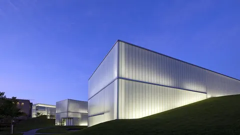 Steven Holl Architects: The Phenomenological Approach